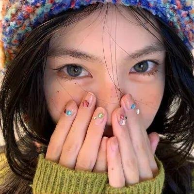 艳阳春水惊鸿
